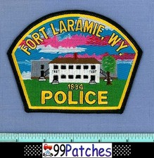 FORT LARAMIE WYOMING Shoulder Patch OLD US ARMY HORSE CAVALRY FORT BARRACKS 5A