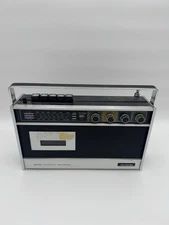 Soundesign Solid State Cassette Radio AM/FM Model 7843 AC/DC Vintage Works* Read