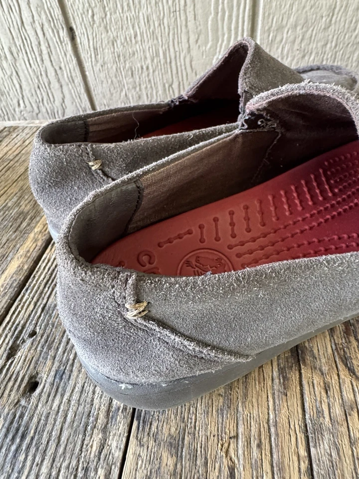 Crocs Mocasines de Gamuza Para Hombre Talla M 7 Marrón Zapatos Sin Cordones Art No 145756 Santa Cruz Foto 3 de 4