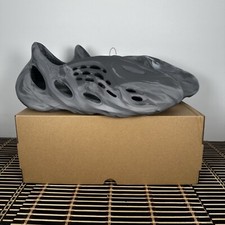New Adidas Yeezy Foam Runner MX Granite Men  s Size 12 IE4931 DS Streetwear