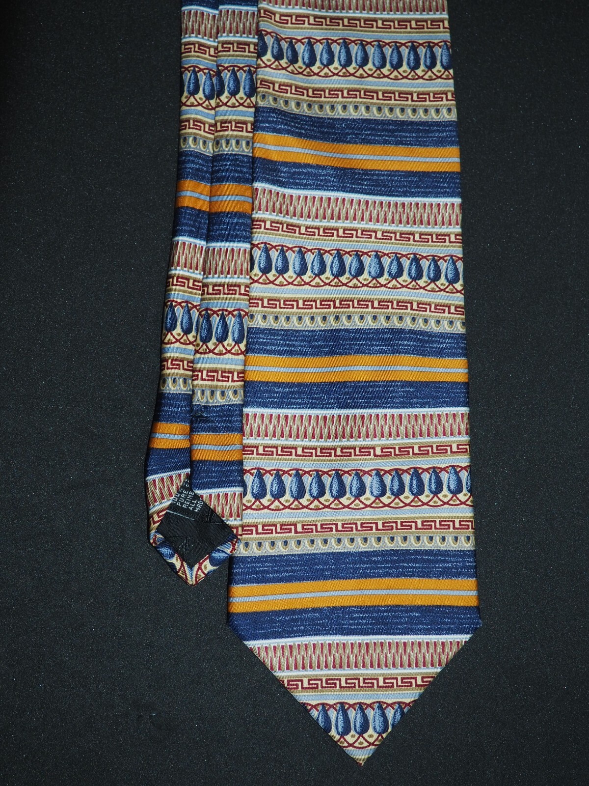 Foto 2 di 8