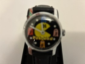 NOS  BRAND NEW  RARE 1980 BRADLEY PAC-MAN COLLAB VIDEO GAME WATCH WORKS PERFECT!