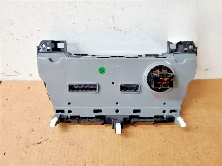 AC Heater Climate Temperature Control Manual OEM For 2016-2018 Hyundai Tucson - Изображение 2 из 4