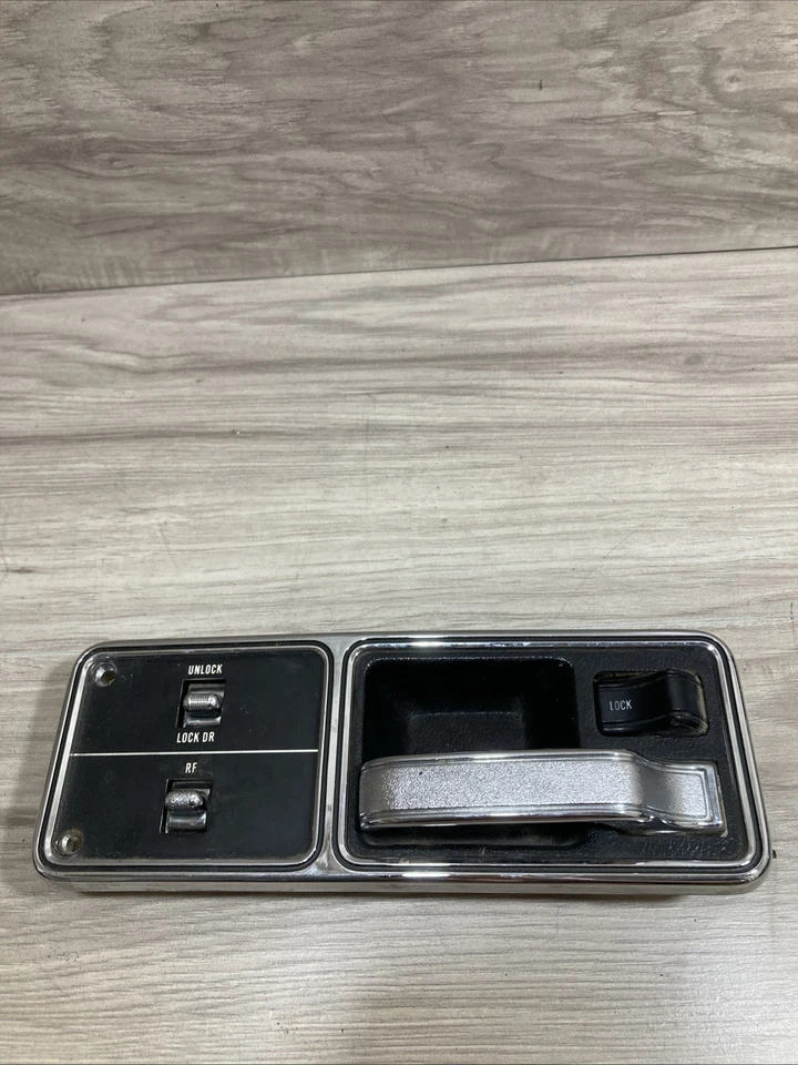 Jeep Cherokee XJ 1984-1996 interruptor de ventana de pasajero manija de puerta e interruptor de bloqueo OEM Foto 3 de 4