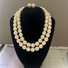 Pearl Costume Necklace/earings Set, Large Pearls
