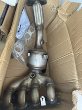 Exhaust Manifold Catalytic Converter Assembly w/ Flex Pipe | Open Box | 4-Cyl
