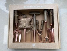 Esschert Design Copper Plated Garden Tool Set 6-Piece Heavy Duty Gardening Kit