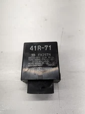 83 YAMAHA VENTURE XVZ1200 OEM Turn Signal FLASHER RELAY SWITCH