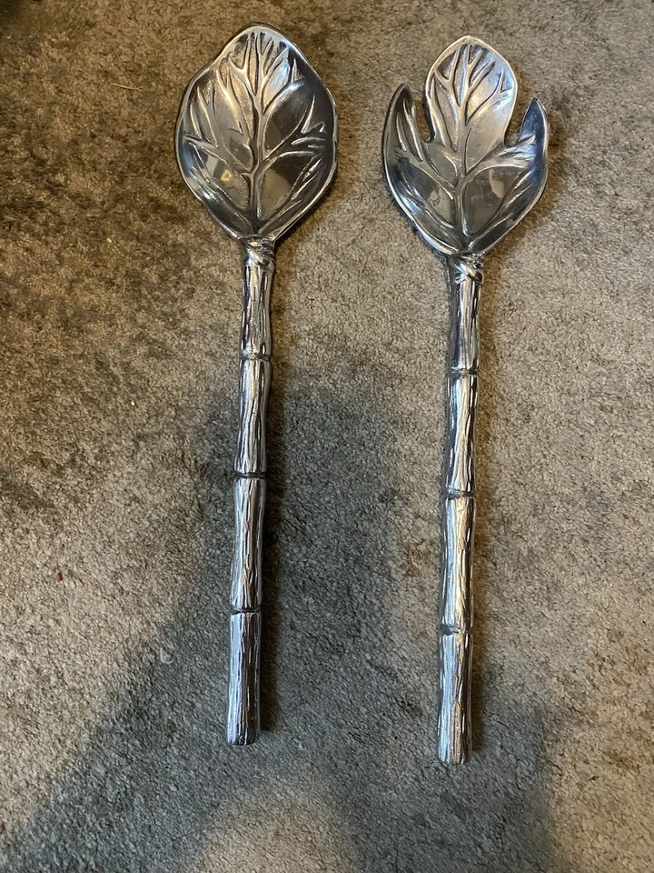 Ensaladera de aluminio Charter Club Eden Grove 13+ pulgadas 1998 con 2 utensilios Foto 3 de 4