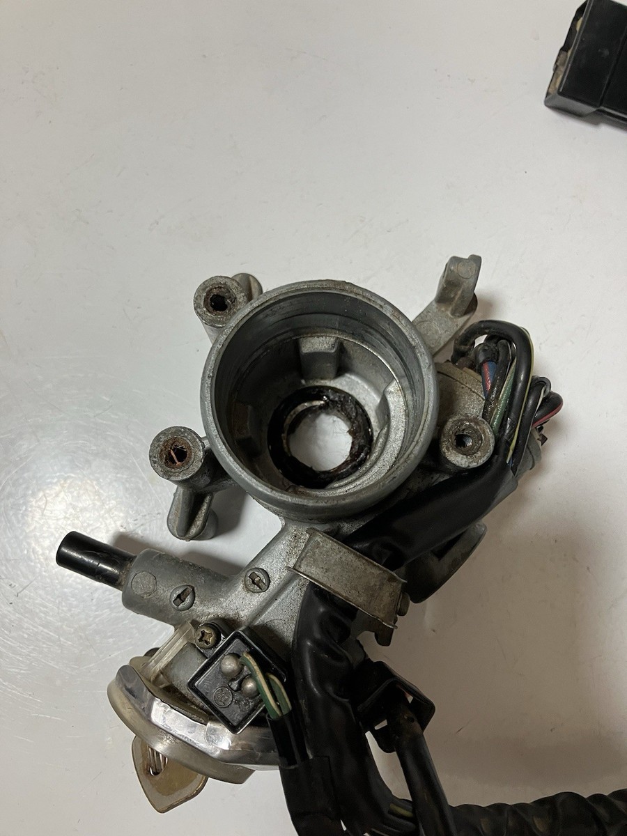 1984 1985 Toyota Celica Supra ignition Lock Cylinder Switch With