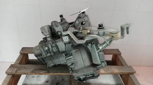 F17W394 Getriebe Ft für OPEL MERIVA Cosmo 64153 - Picture 1 of 5