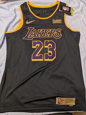 Lakers JAMES 23 ユニフォーム サイズ52 - ウェア Lakers JAMES 23 ユニフォーム サイズ52 - ウェア