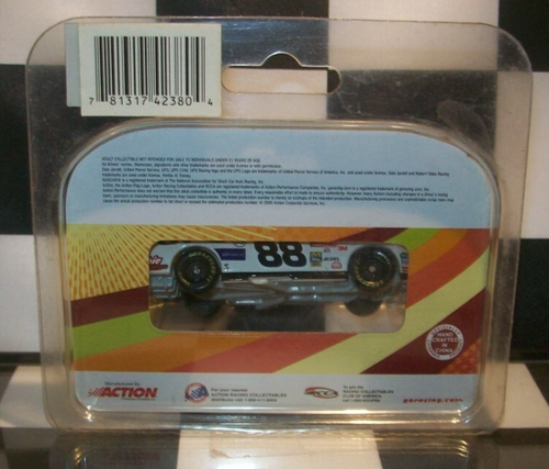 DALE JARRETT #88 HERBIE FULLY LOADED 2005 1/64 NASCAR LIONEL ACTION DIECAST CAR - Picture 2 of 2