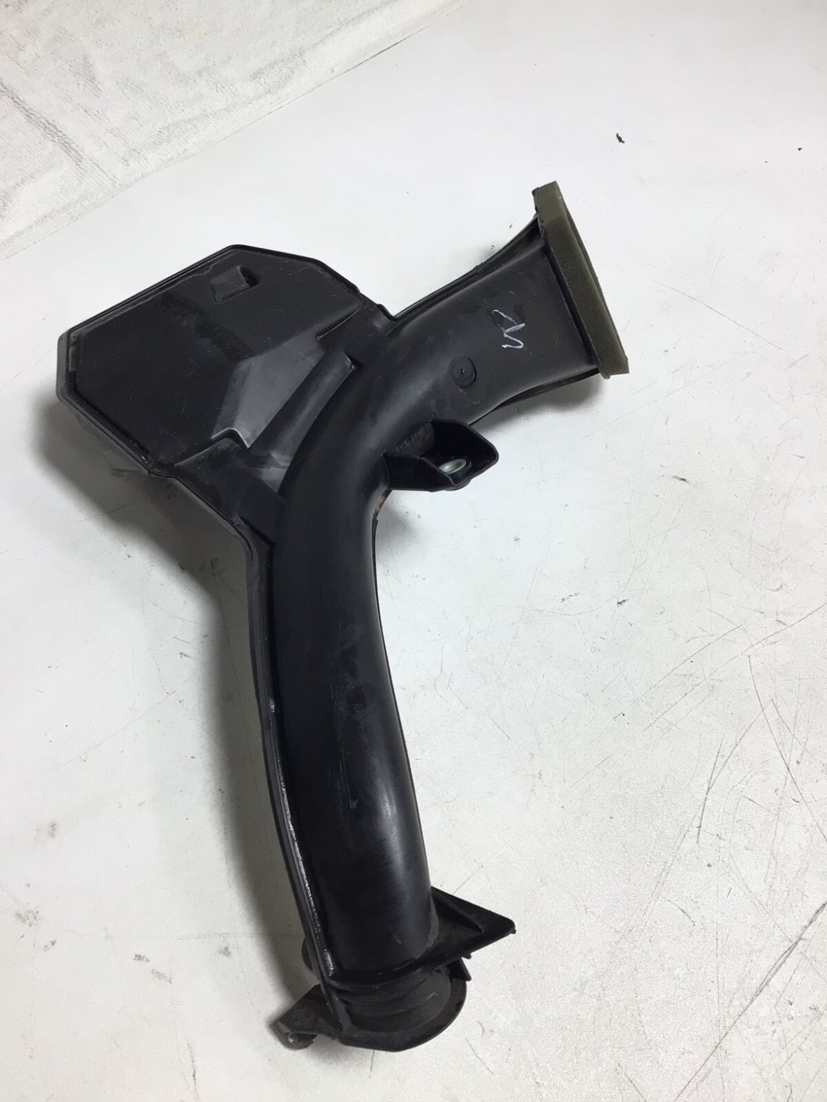 CHEVROLET MALIBU 1.5L Petrol 122kw 2020 Air Intake Tube 84221044 28182296