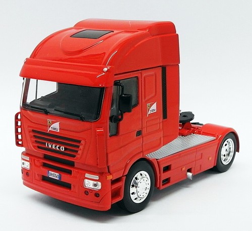 Cararama? 1/43 Scale FT01 - Iveco F1 Transporter Truck Scuderia Ferrari - Picture 4 of 4