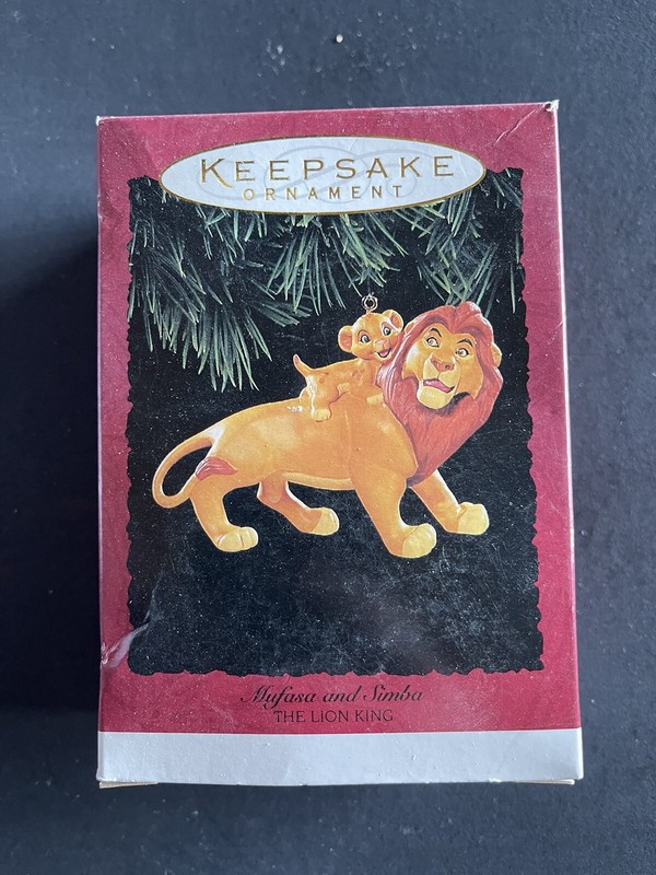 Hallmark 1994 Keepsake Disney Lion King Mufasa and Simba Christmas Ornament Used