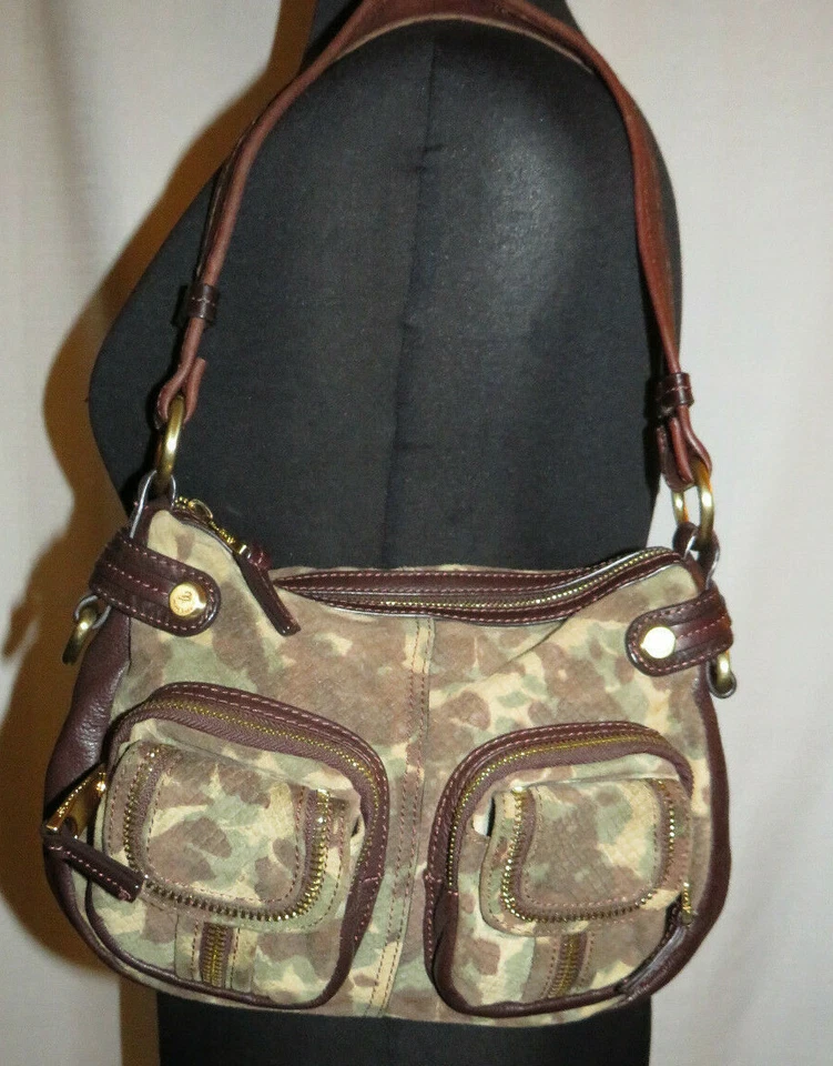 B. Makowsky camouflage print leather purse, good used condition - Image 3 of 4