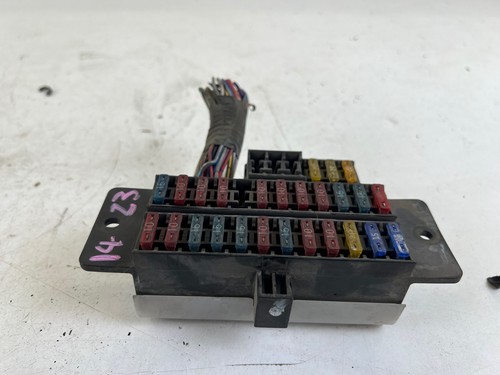 Nissan 300ZX Fuse Box Z31 83-88 OEM - Picture 2 of 6