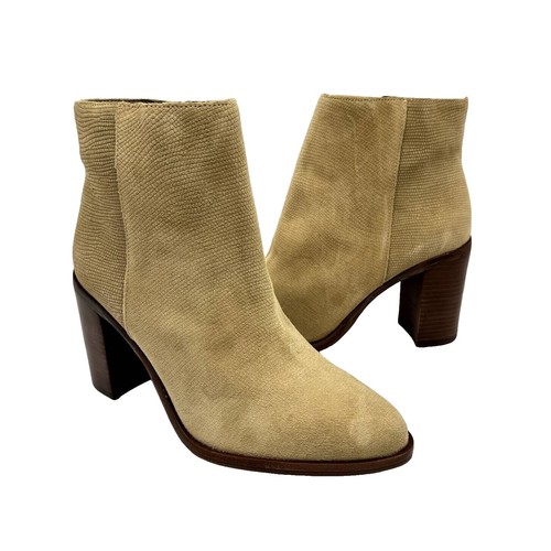 NWOB Gorgeous Tan Suede Leather Western Style Ankle Boots By  display picture 1