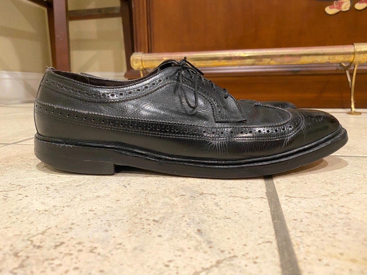 VTG 1967 Florsheim Imperial  Black Long Wing Wingtips 12 B Cat’s Paw Heels . 9.5B CATS PAW Vtg Longwing Wingtip Dress Shoes - Like  main image 4