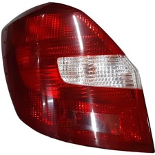 Skoda Fabia 1.2 HTP Combi 5J Heckleuchte komplett L