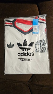 PLAYERA DE LA SELECCION MEXICANA BLANCA SLIM FIT MUNDIAL HOMBRE NUEVA