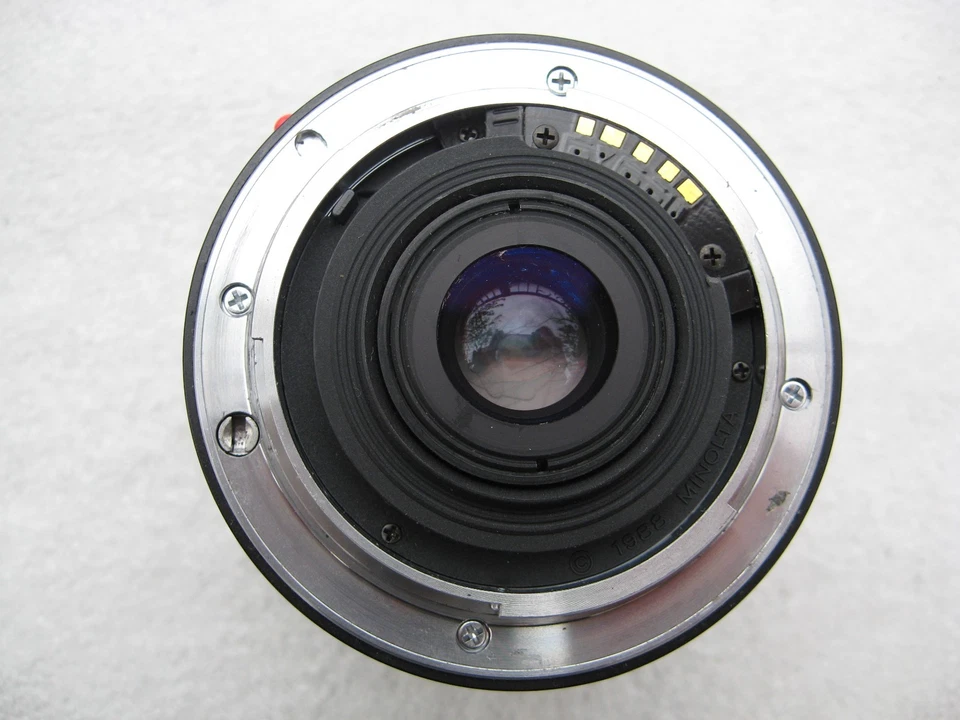 Minolta 35-105mm f3,5-4,5 AF : objectif zoom monture à baïonnette Minolta AF - Photo 3/4