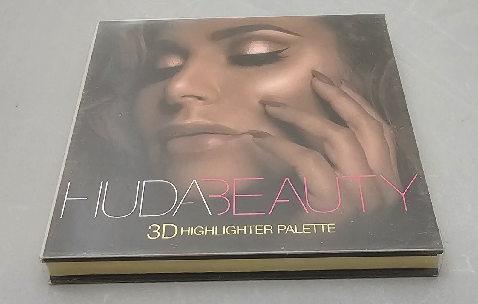 Palette Golden Sands Edition 1.11oz / 31.5g
