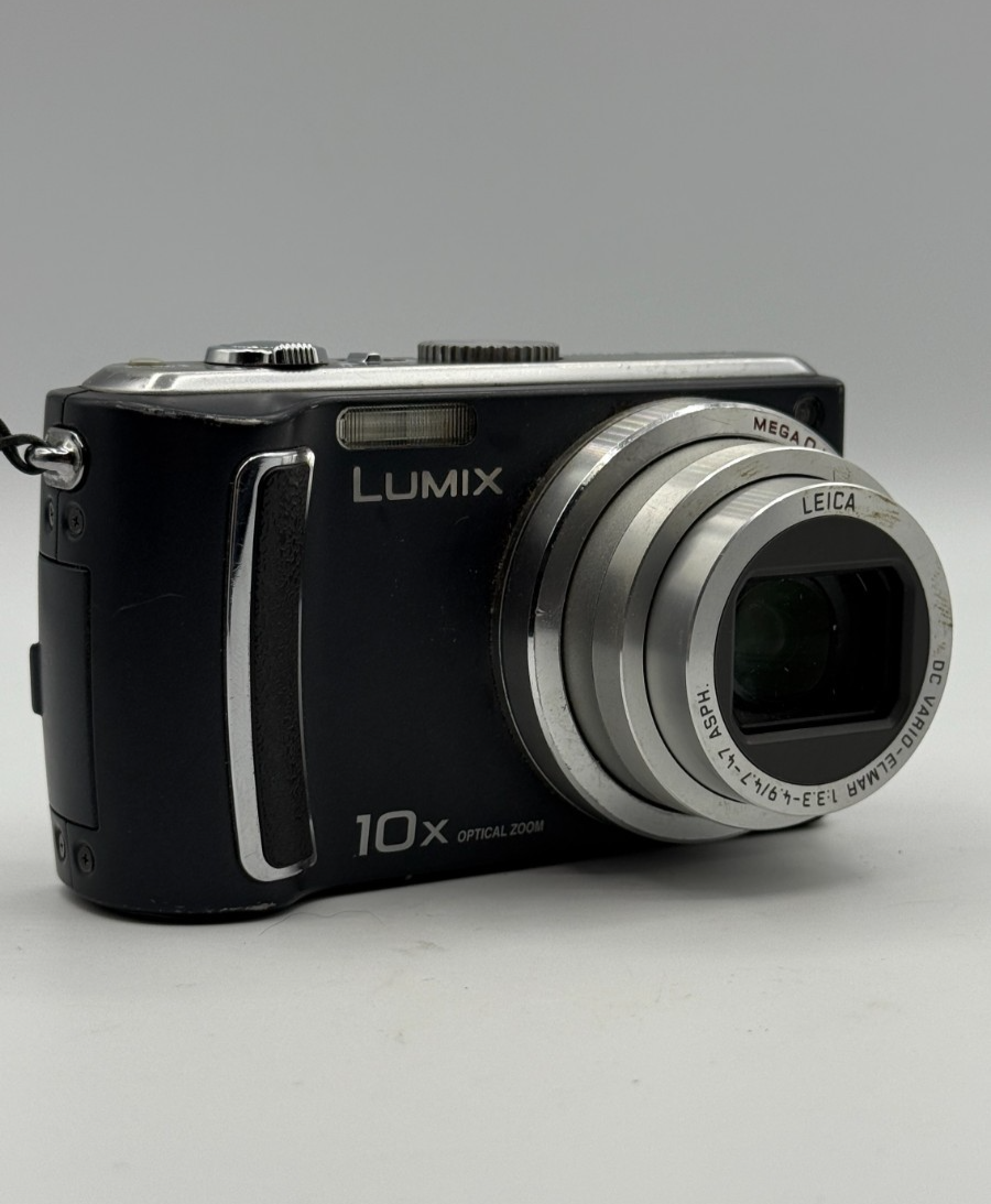 Panasonic Lumix DMC-TZ4 Compact Digital Camera 10x Optical Zoom