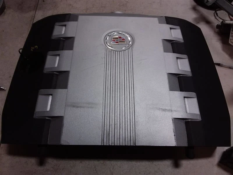 Cubierta del motor CTS 2009 325336 Foto 2 de 4