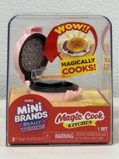 Zuru Mini Brands Really Works Magic Cook Kitchen Waffle Maker New Pink