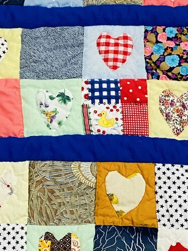 Trapunta Vintage Patchwork Culla Baby Lap Appesa a Parete 33x30 Pollici Pizzo Cuori Flanella - Foto 8 di 8