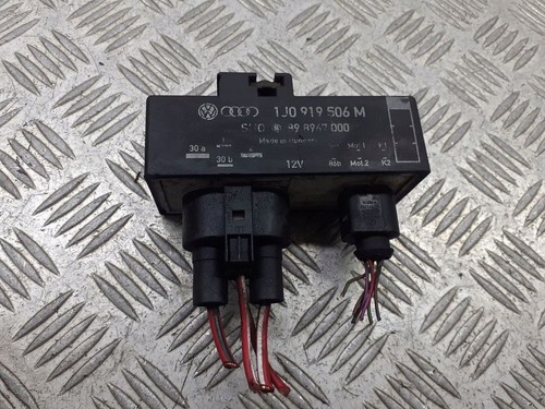 Skoda Fabia Mk1 (6Y) 2006 Benzin Relais Kühlerlüfter 1J0919506M MOG167116