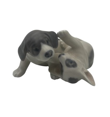 Royal Copenhagen 453 Playing Pointer Puppies Porcelain Figurine Erik Nielsen 2.5
