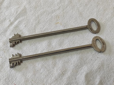 2 Anciennes clés Kromer Convar pour coffre fort