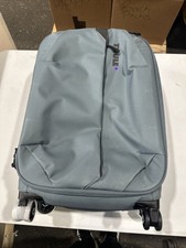 thule aion carry on spinner