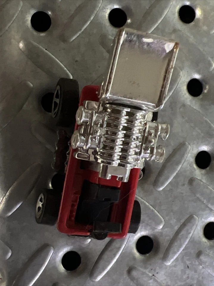 Hot Wheels 1996 Radio Flyer Wagon - Image 2 of 4