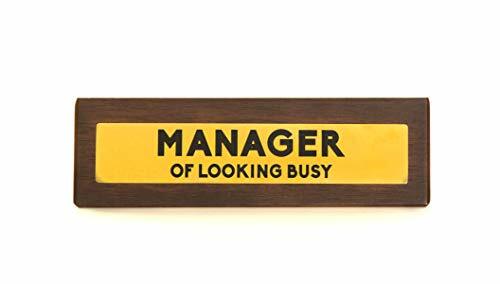 Боксер-менеджер по подаркам компании Выглядящий занятым, Новинка, Деревянный стол, Предупреждающий знак Забавный О