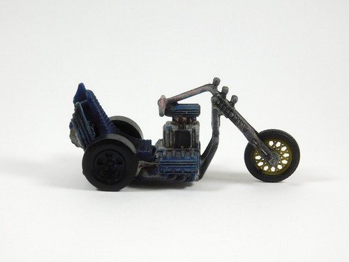 Vintage 1971 Hot Wheels Rrrumblers Torque Chop Trike