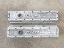 Edelbrock Elite Series Small Block Chevy Valve Cover Set Cast Aluminum 4 Bolt Edelbrock Elite Series Small Block Chevy Valve Cover Set Cast Aluminum 4 Bolt