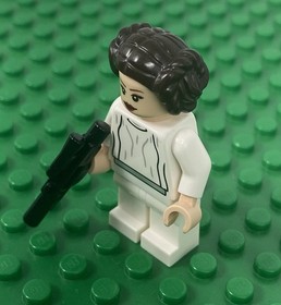 LEGO Star Wars Minifigure - Princess Leia - From Set 7965 sw0337