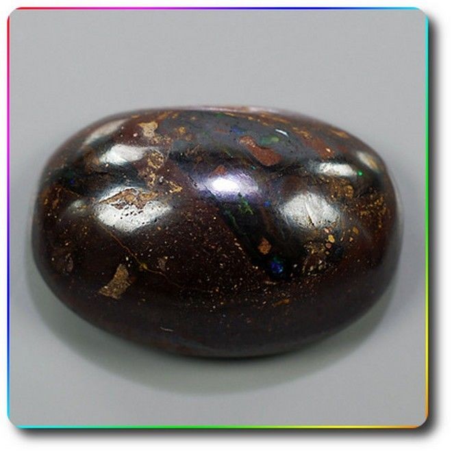 Pierre précieuse Opale Matrix Boulder d'Australie idéale pour sublimer un pendentif artisanal