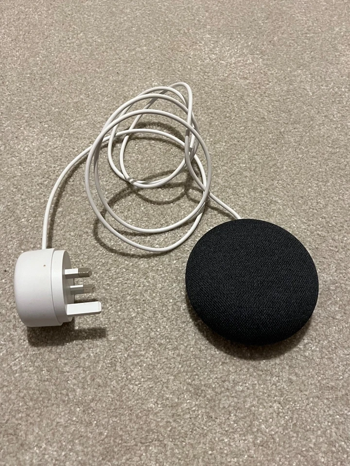 Google Mini 1. Generation H0A 1600 Smart Lautsprecher mit Stromkabel