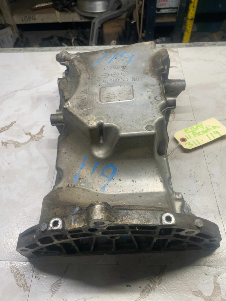 2007-2011 GMC ACADIA 010-011 LACROSSE 08-011 EQUINOX Oil Pan 3.0L 3.6L OEM - Image 2 of 4
