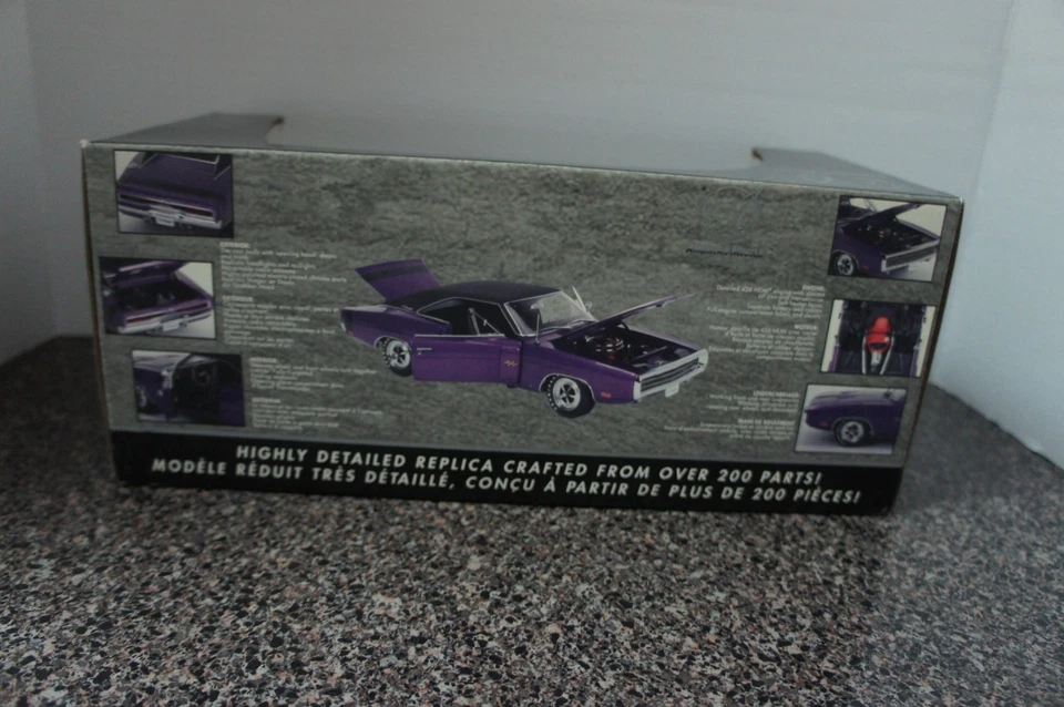 Supercar Authentics 1 970 Dodge Charger R/T 1/18 Plum Crazy 1of 504 #29669P - Image 4 of 4