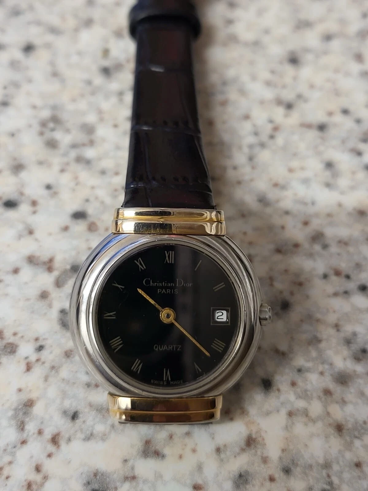 Montre femme Christian Dior Paris (montre à quartz de fabrication suisse).