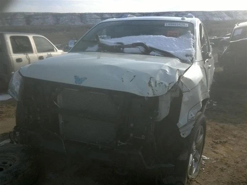 Pinza de freno de disco trasera derecha usada se adapta a: Nissan Armada 2010 grado trasero derecho Foto 2 de 4