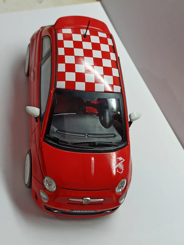 Kit detailing Fiat 500 Abarth SS 1/24 Transkit Tuning Bburago Motormax Motorama - Immagine 4 di 4