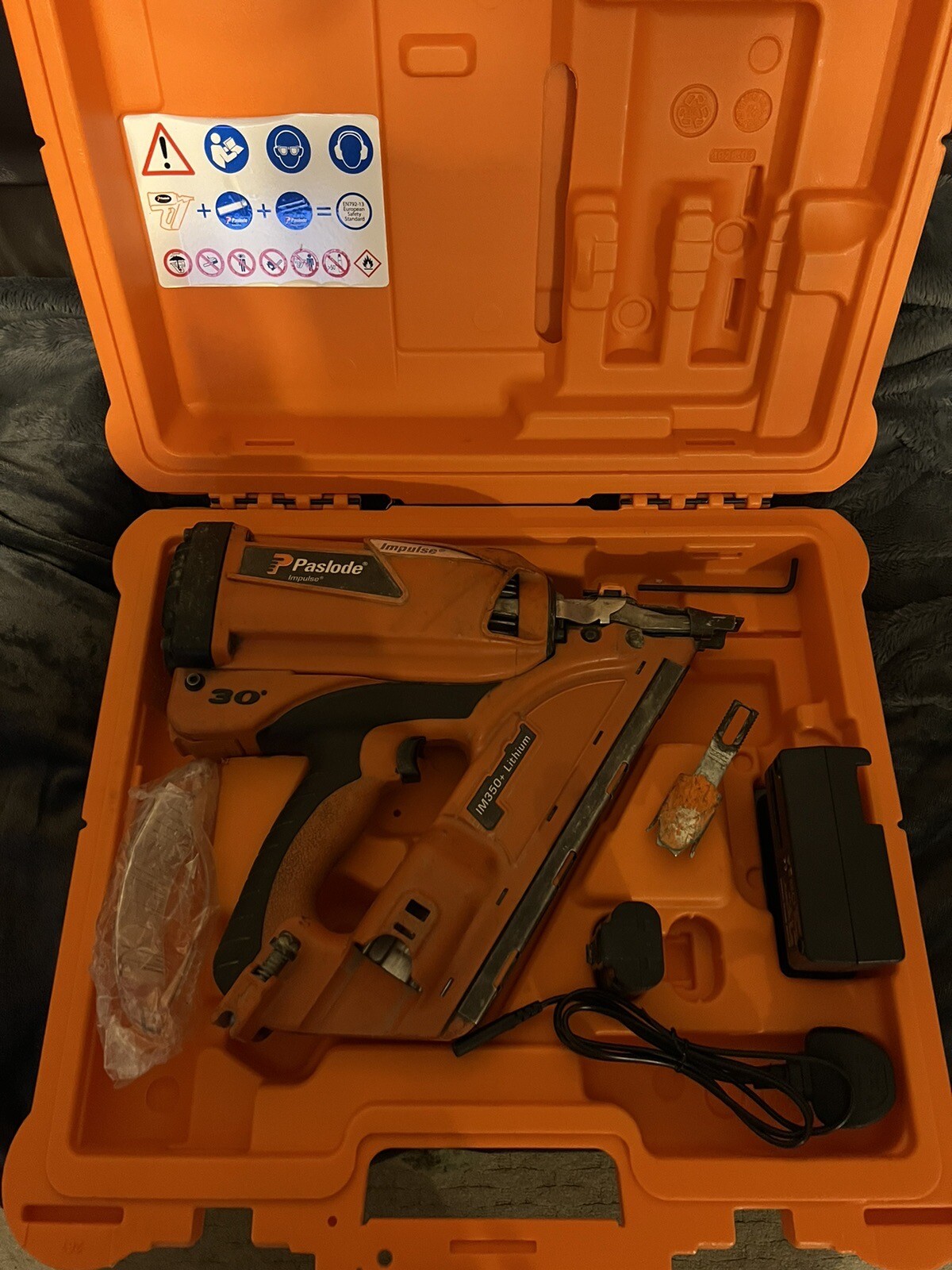 Paslode Im350 Plus Lithium Nail Gun Battery Charger Case eBay