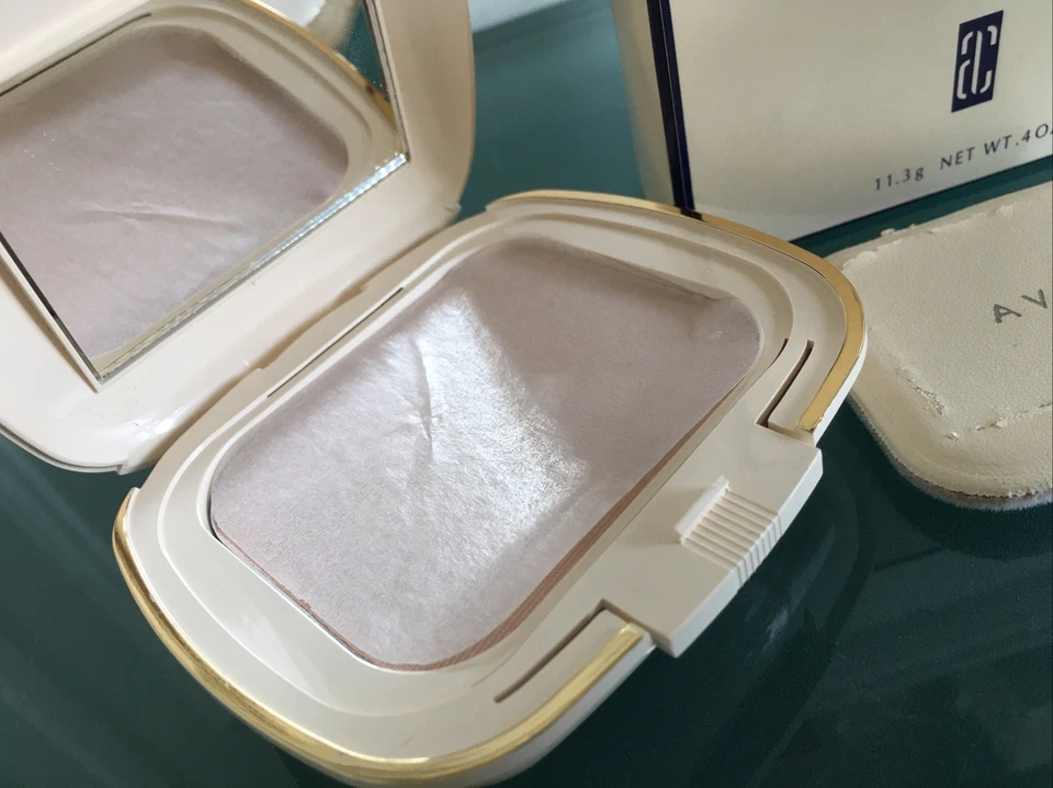 AVON PERFECT MATCH Wet/Dry Face Powder 0.4 oz  - Light - Image 2 of 4